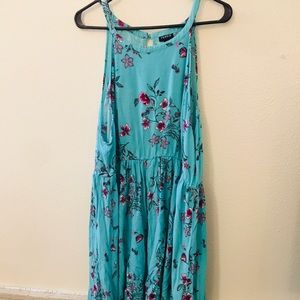 🌸Torrid Cherry Blossom Dress Size 2 🌸